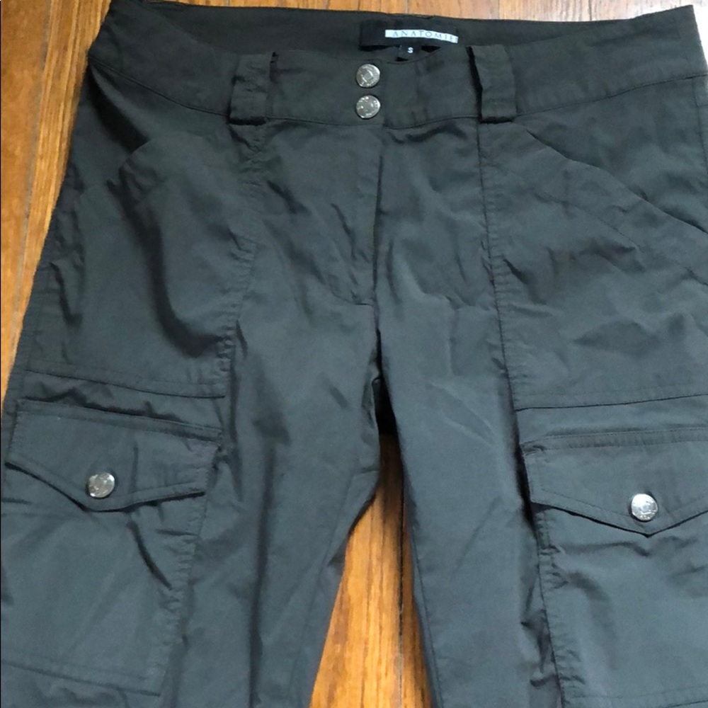 Anatomie “Kate” Carho pant in dark charcoal grey
